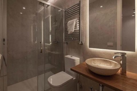 Apartment for sale Madrid, Spain 4 bedrooms, 204 sq.m. No. 127212 - photo 13