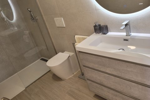 Продажа бунгало в Гуардамар-дель-Сегура, Аликанте, Испания 3 спальни, 101м2 №123043 - фото 25