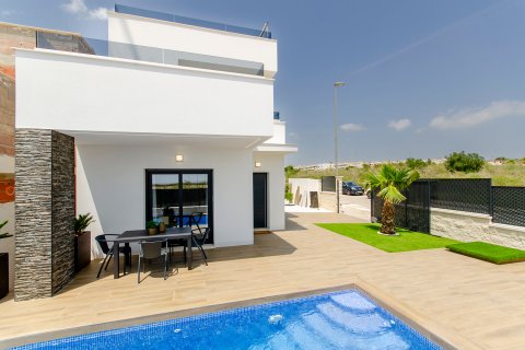 Villa till salu Orihuela, Alicante, Spanien 3 sovrum, 138 kvm. Nr. 130829 - foto 20
