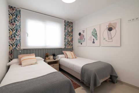Apartment for sale Torrevieja, Alicante, Spain 3 bedrooms, 145 sq.m. No. 130826 - photo 14