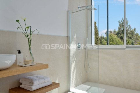 Villa zum Verkauf Marbella, Malaga, Spanien 4 Schlafzimmer, 250 m2 Nr. 121323 - Foto 16