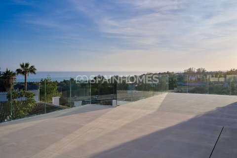 Villa zum Verkauf Marbella, Malaga, Spanien 4 Schlafzimmer, 250 m2 Nr. 121323 - Foto 1