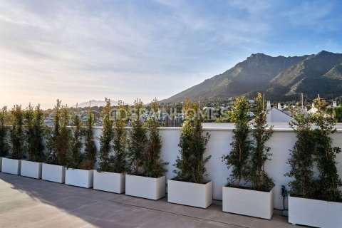 Villa zum Verkauf in Marbella, Malaga, Spanien 4 Schlafzimmer, 250 m2 Nr. 121323 - Foto 27