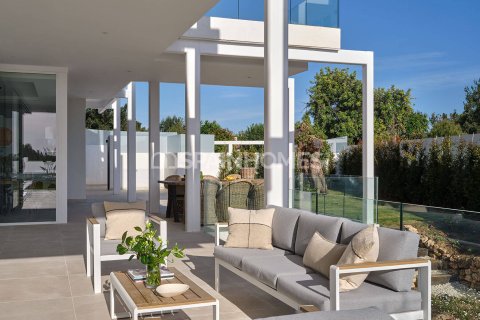 Villa zum Verkauf in Marbella, Malaga, Spanien 4 Schlafzimmer, 250 m2 Nr. 121323 - Foto 25