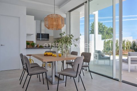 Villa zum Verkauf Marbella, Malaga, Spanien 4 Schlafzimmer, 250 m2 Nr. 121323 - Foto 11