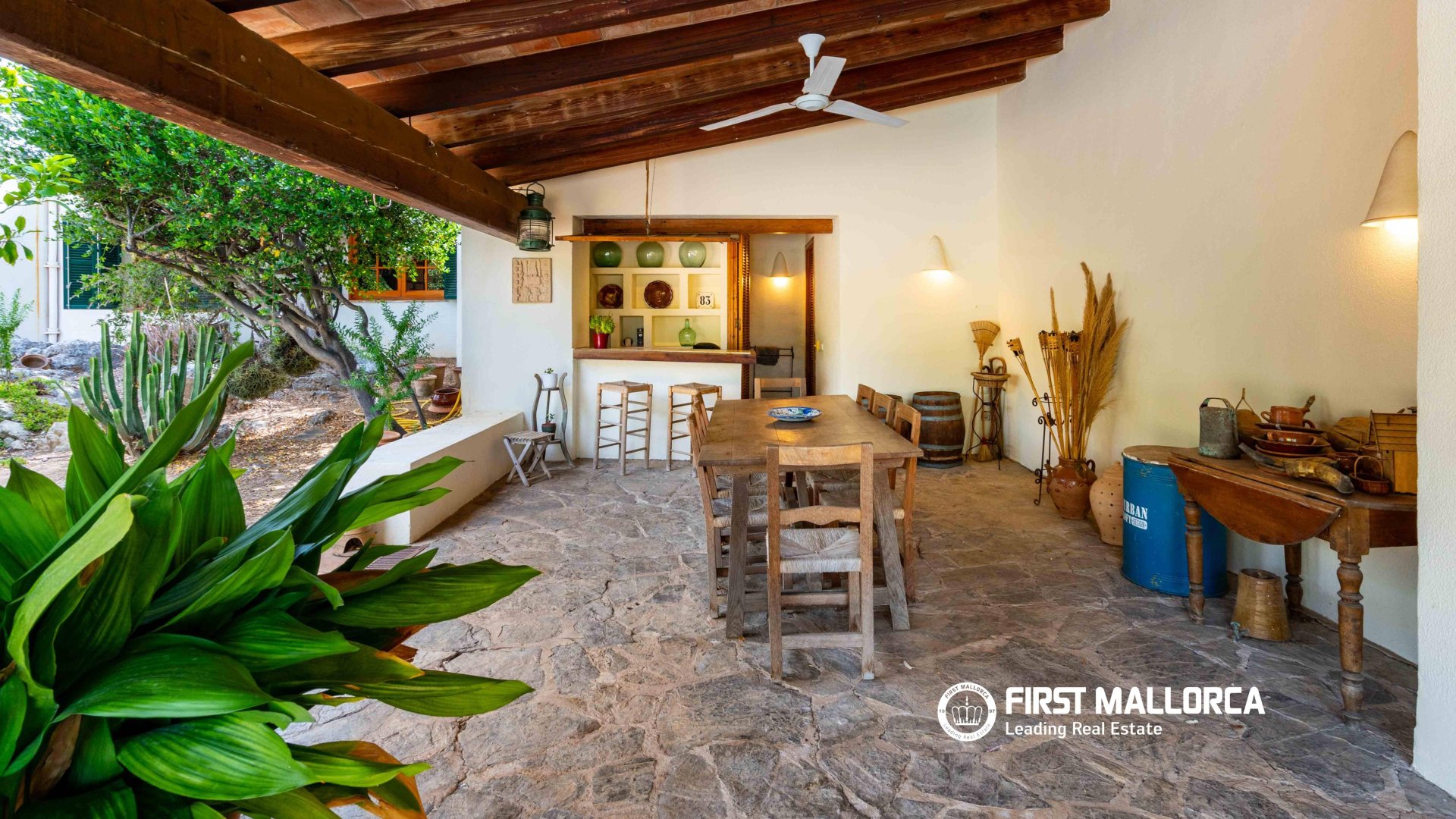 Finca a Establiments, Mallorca, Spagna 4 camere da letto, 300 mq. N° 128123