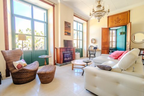 Townhouse for sale Soller, Mallorca, Spain 4 bedrooms, 305 sq.m. No. 128122 - photo 1