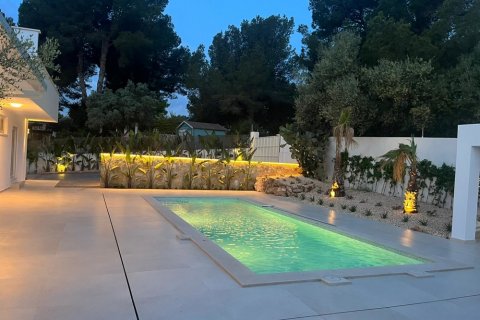 Villa for rent Palmanova, Mallorca, Spain 4 bedrooms, 537 sq.m. No. 121737 - photo 13