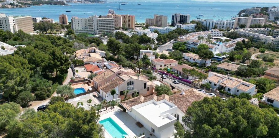 Villa Palmanova, Mallorca, Spain 4 bedrooms, 537 sq.m. No. 121737