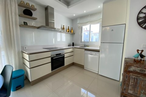 Huoneisto myytävänä Ciudad Quesada, Alicante, Espanja, 2 makuuhuonetta, 82 m2 No. 125955 - kuva 8