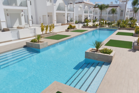 Huoneisto myytävänä Ciudad Quesada, Alicante, Espanja, 2 makuuhuonetta, 82 m2 No. 125955 - kuva 3