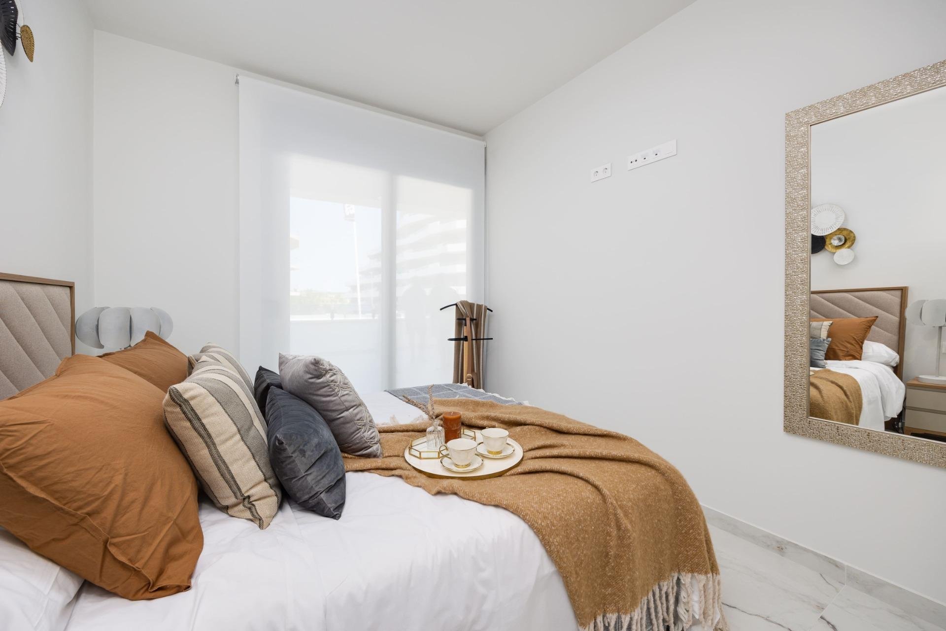 Apartment à San Miguel de Salinas, Alicante, Espagne 2 chambres, 70 m2 No. 128595