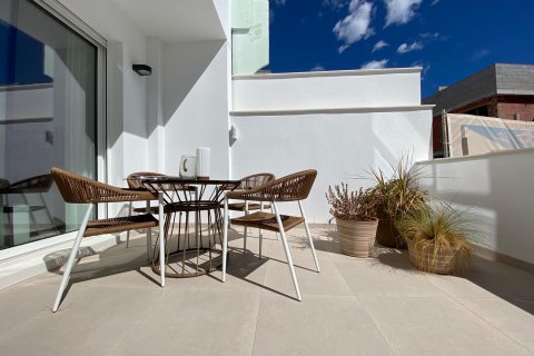 Bungalow for sale Pilar de la Horadada, Alicante, Spain 3 bedrooms, 87 sq.m. No. 128589 - photo 4
