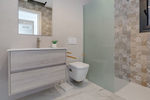 Apartment for sale Guardamar del Segura, Alicante, Spain 2 bedrooms, 77 sq.m. No. 123442 - photo 5