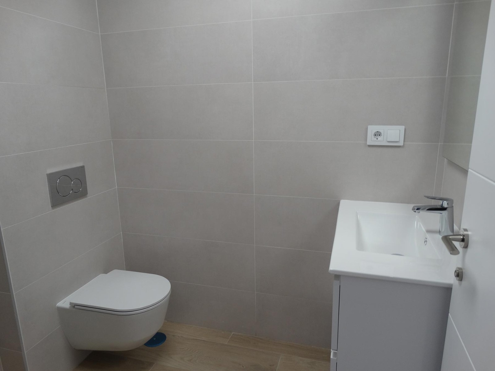 Bungalow in Pilar de la Horadada, Alicante, Spain 3 bedrooms, 97 sq.m. No. 128345