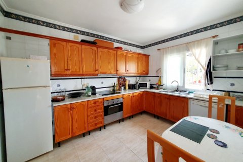 Huvila myytävänä Torrevieja, Alicante, Espanja, 3 makuuhuonetta, 224 m2 No. 129731 - kuva 14
