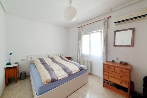Huvila myytävänä Torrevieja, Alicante, Espanja, 3 makuuhuonetta, 224 m2 No. 129731 - kuva 24
