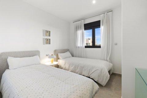 Apartment for sale Alicante, Spain 2 bedrooms, 80 sq.m. No. 129712 - photo 14