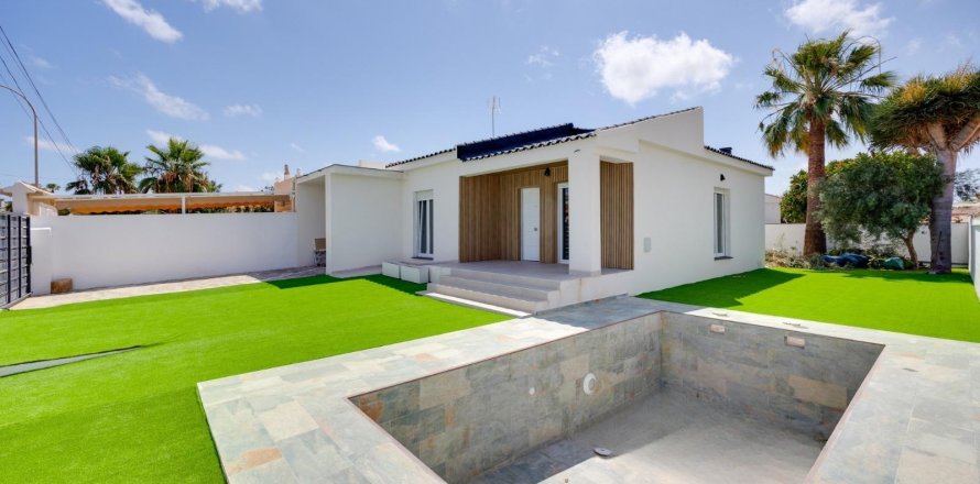 Villa Torrevieja, Alicante, Spain 4 bedrooms, 93 sq.m. No. 131491
