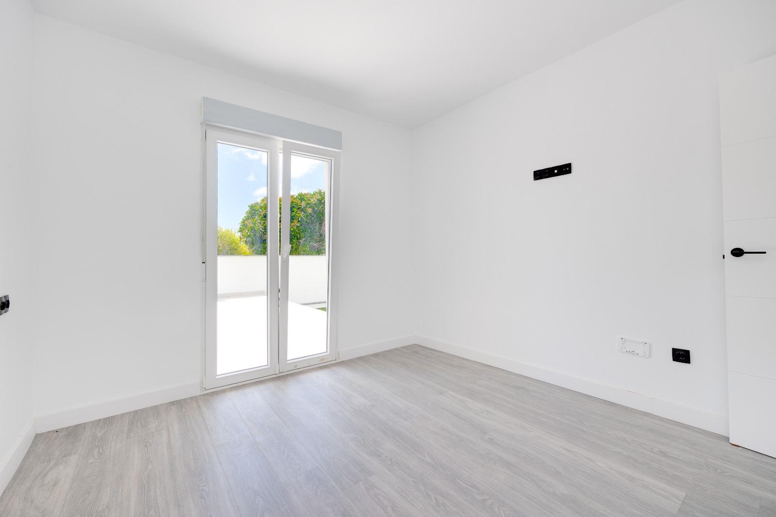 Huvila Torrevieja, Alicante, Espanja 4 makuuhuonetta, 93 m2 No. 131491