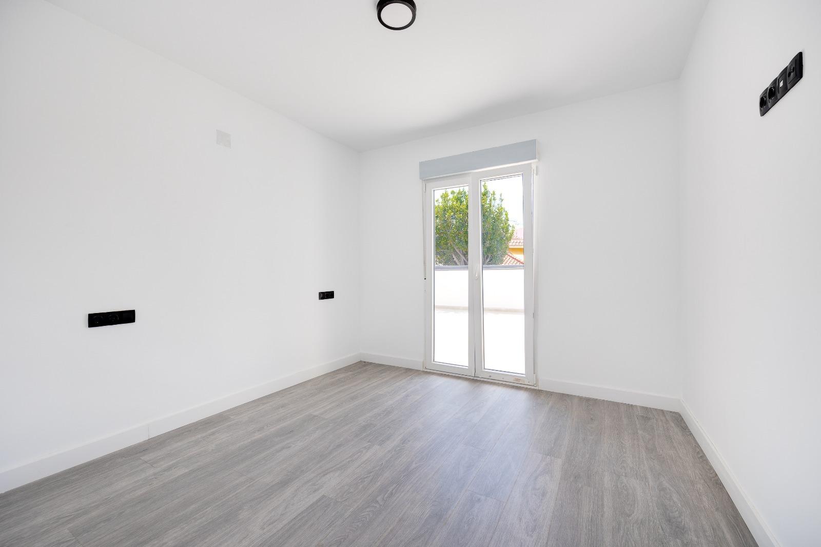 Huvila Torrevieja, Alicante, Espanja 4 makuuhuonetta, 93 m2 No. 131491