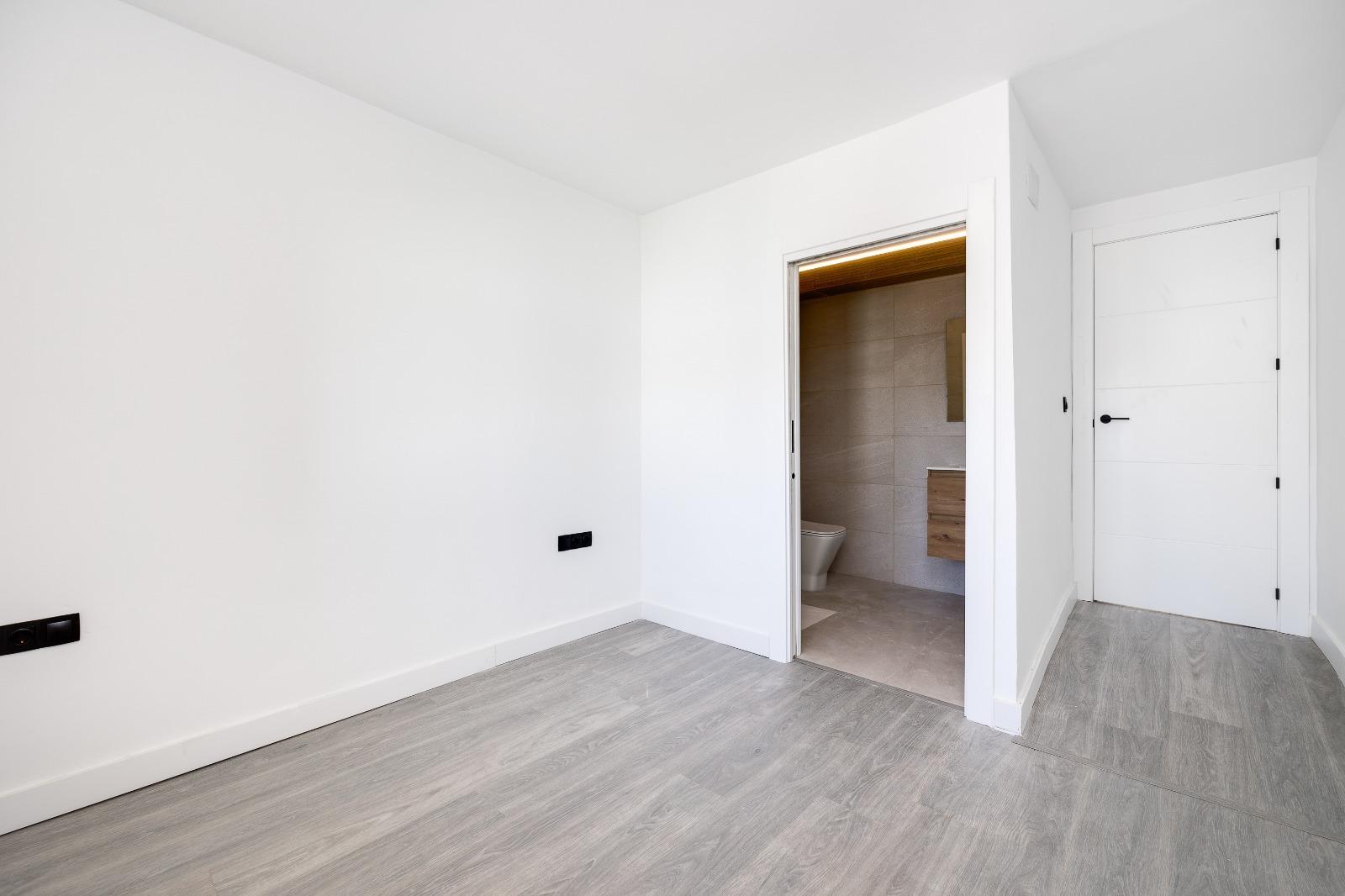 Huvila Torrevieja, Alicante, Espanja 4 makuuhuonetta, 93 m2 No. 131491