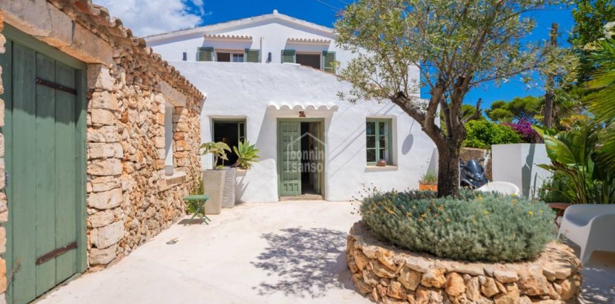 Villa Sant Lluis, Menorca, Spain 5 bedrooms, 340 sq.m. No. 130839