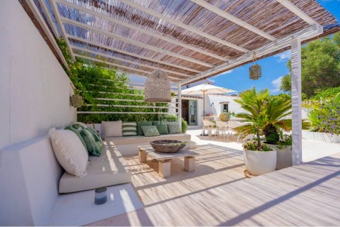 Villa for sale Sant Lluis, Menorca, Spain 5 bedrooms, 340 sq.m. No. 130839 - photo 4