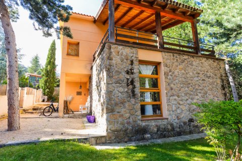 Villa zum Verkauf El Boalo, Madrid, Spanien 4 Schlafzimmer, 193 m2 Nr. 122189 - Foto 4