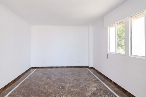 Продажа дуплекса в Малага, Испания 4 спальни, 227м2 №122194 - фото 17