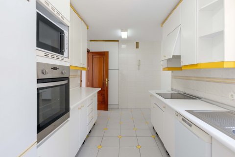 Продажа дуплекса в Малага, Испания 4 спальни, 227м2 №122194 - фото 8
