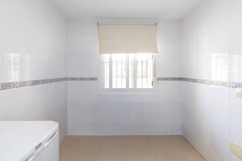 Продажа дуплекса в Фуэнхирола, Малага, Испания 3 спальни, 135м2 №122187 - фото 21