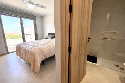 Apartamento en venta Torre de la Horadada, Alicante, España 2 dormitorios, 101 m2 No. 125710 - foto 15