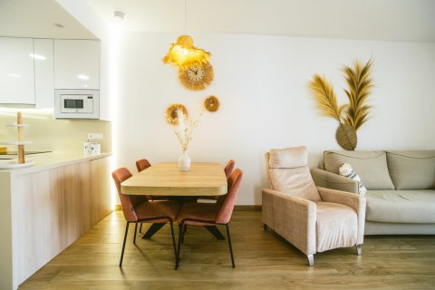 Apartment for sale Torrevieja, Alicante, Spain 2 bedrooms, 74 sq.m. No. 125050 - photo 4