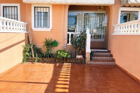Rindu māja pārdošanā Torrevieja, Alicante, Spānijā 3 istabas,  Nr. 124955 - attēls 2