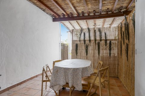 Townhouse for sale Estepona, Malaga, Spain 2 bedrooms, 97 sq.m. No. 127471 - photo 11