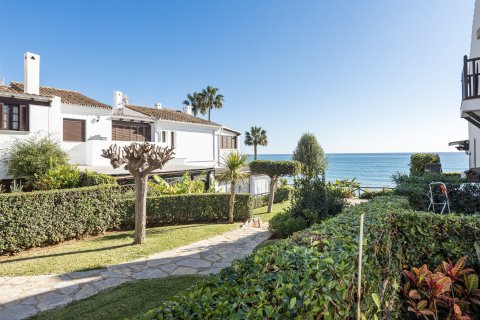 Townhouse for sale Estepona, Malaga, Spain 2 bedrooms, 97 sq.m. No. 127471 - photo 3
