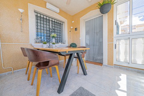 Villa till salu Alicante, Spanien 4 sovrum, 155 kvm. Nr. 126992 - foto 21