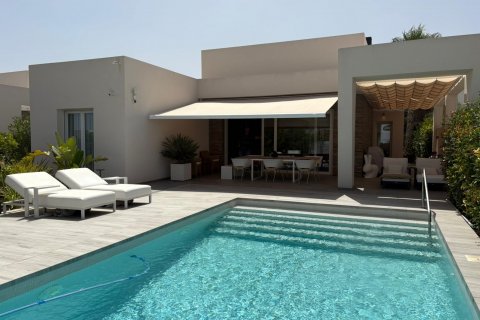 Villa for sale Algorfa, Alicante, Spain 2 bedrooms, 132 sq.m. No. 131646 - photo 1