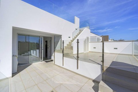 Villa for sale Guardamar del Segura, Alicante, Spain 3 bedrooms, 176 sq.m. No. 131644 - photo 8