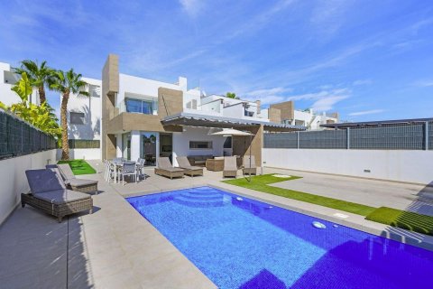 Villa for sale Guardamar del Segura, Alicante, Spain 3 bedrooms, 176 sq.m. No. 131644 - photo 2