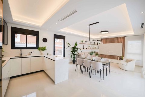 Villa till salu i Ciudad Quesada, Alicante, Spanien 3 sovrum, 288 kvm. Nr. 122805 - foto 24