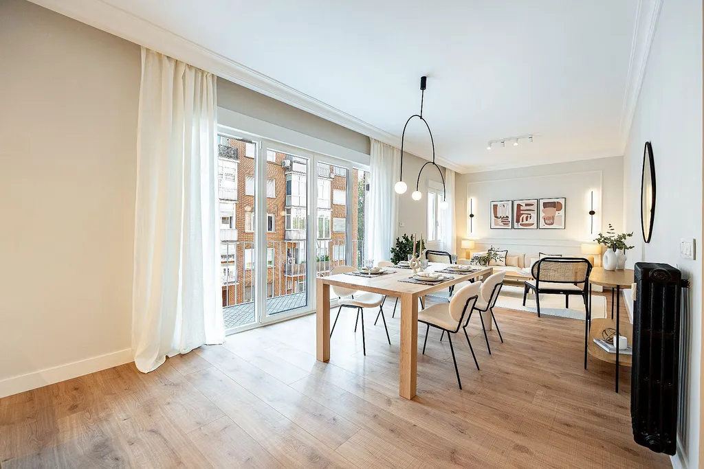 Huoneisto Madrid, Almeria, Espanja 3 makuuhuonetta, 139 m2 No. 130350