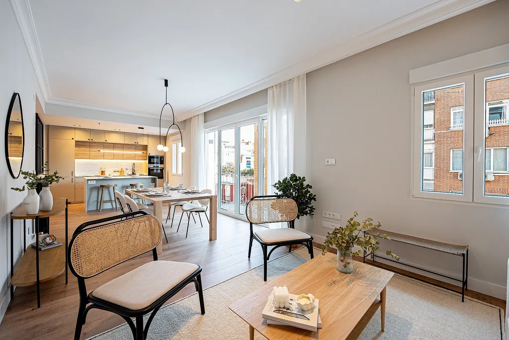 Huoneisto Madrid, Almeria, Espanja 3 makuuhuonetta, 139 m2 No. 130350