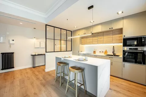 Dzīvoklis pārdošanā Madrid, Almeria, Spānijā 3 istabas, 139 m2 Nr. 130350 - attēls 1