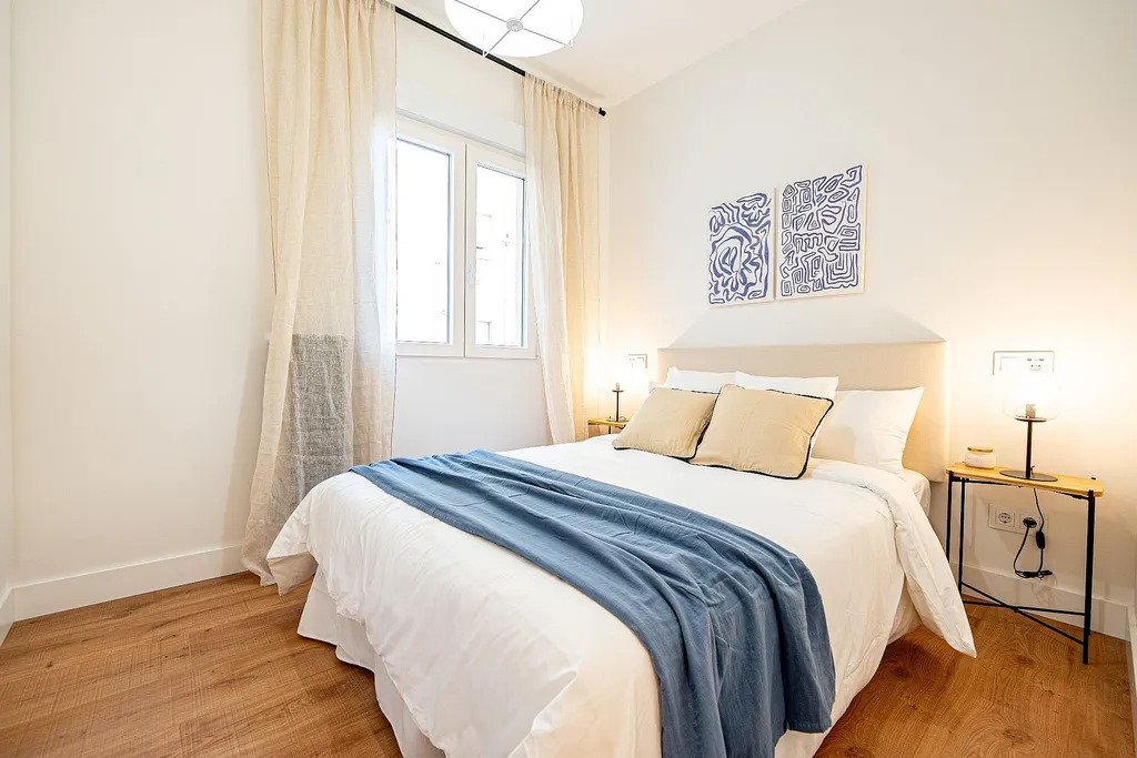 Huoneisto Madrid, Almeria, Espanja 3 makuuhuonetta, 139 m2 No. 130350