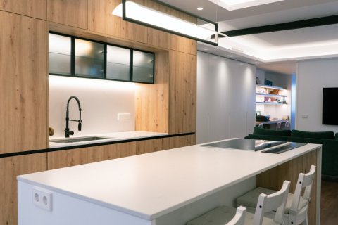 Apartment for sale Madrid, Spain 4 bedrooms, 185 sq.m. No. 120397 - photo 20