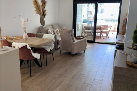 Продажа квартиры Торревьеха, Аликанте, Испания 2 спальни, 131м2 №128910 - фото 9