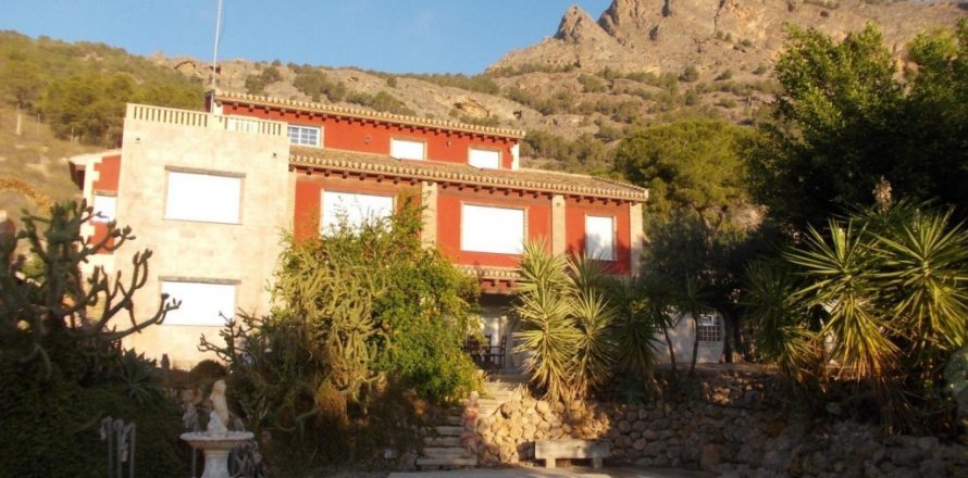 Villa Alicante, Spanien 4 Schlafzimmer, 500 m2 Nr. 128911