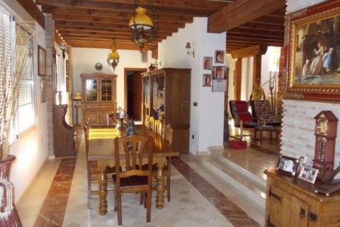 Villa zum Verkauf Alicante, Spanien 4 Schlafzimmer, 500 m2 Nr. 128911 - Foto 8